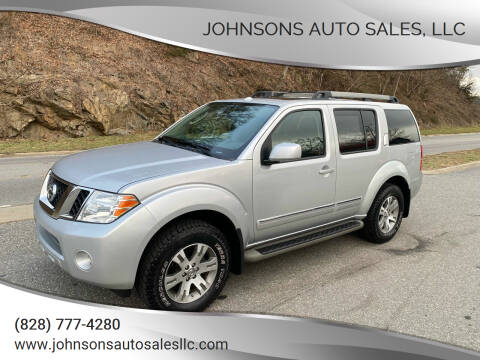 2012 Nissan Pathfinder for sale at Johnsons Auto Sales, LLC in Marshall NC