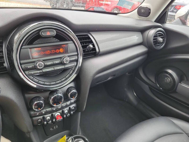 2015 MINI Hardtop 2 Door Cooper