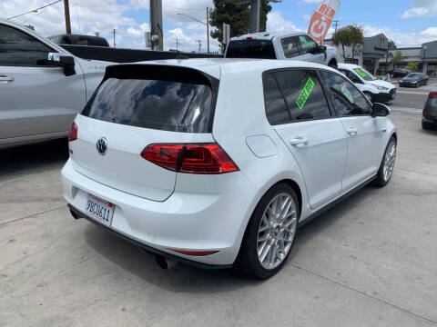 2017 Volkswagen Golf GTI S