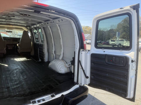 2017 Chevrolet Express 2500