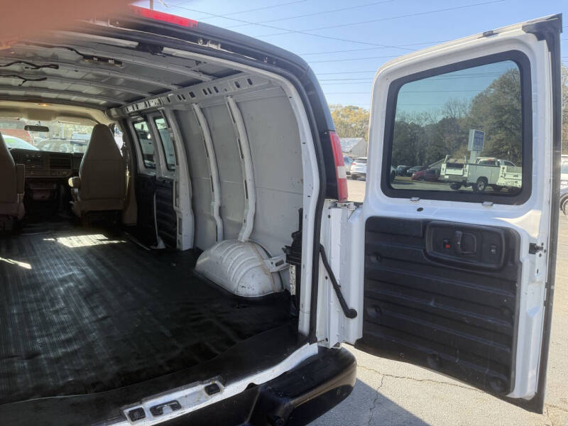 2017 Chevrolet Express 2500