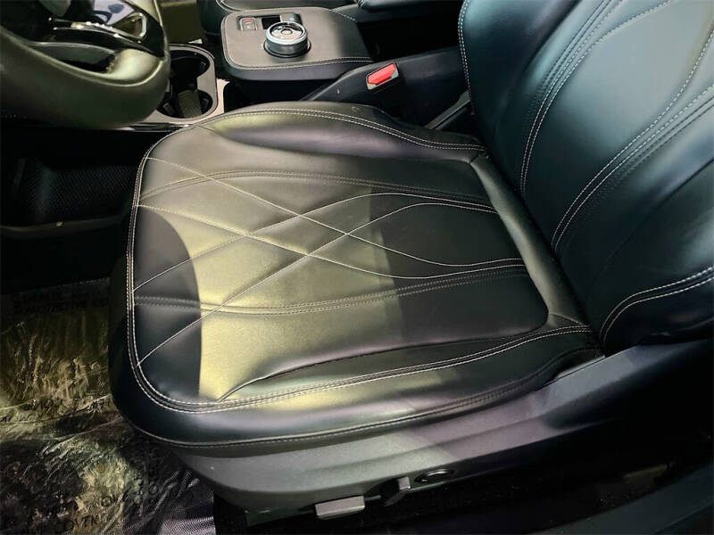 2021 Ford Mustang Mach-E Select