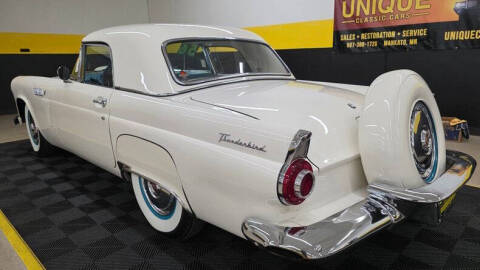 1956 Ford Thunderbird