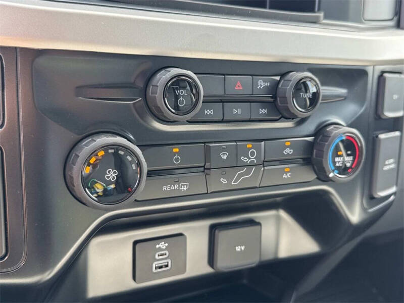 2025 Ford F-350 Super Duty XL