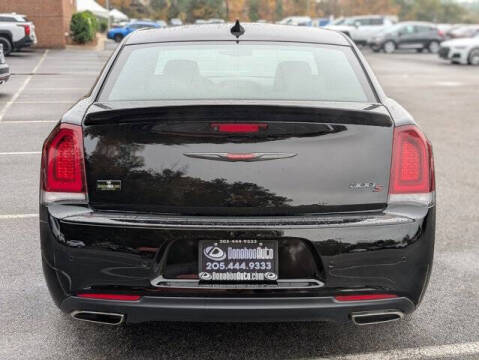 2023 Chrysler 300 S V8