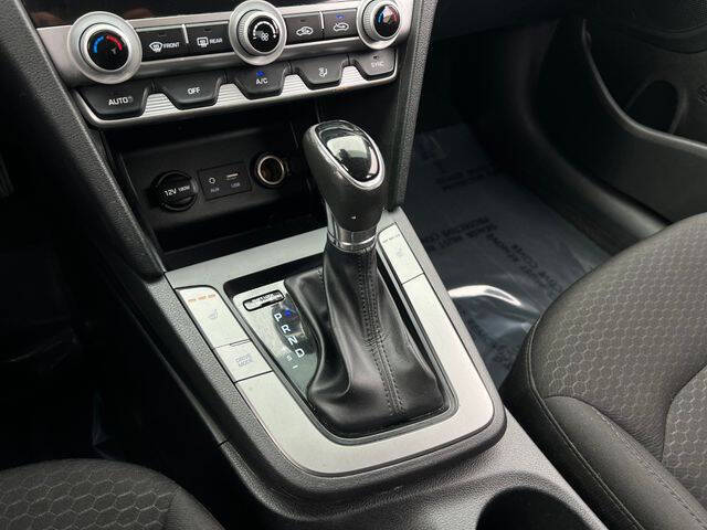 2019 Hyundai Elantra