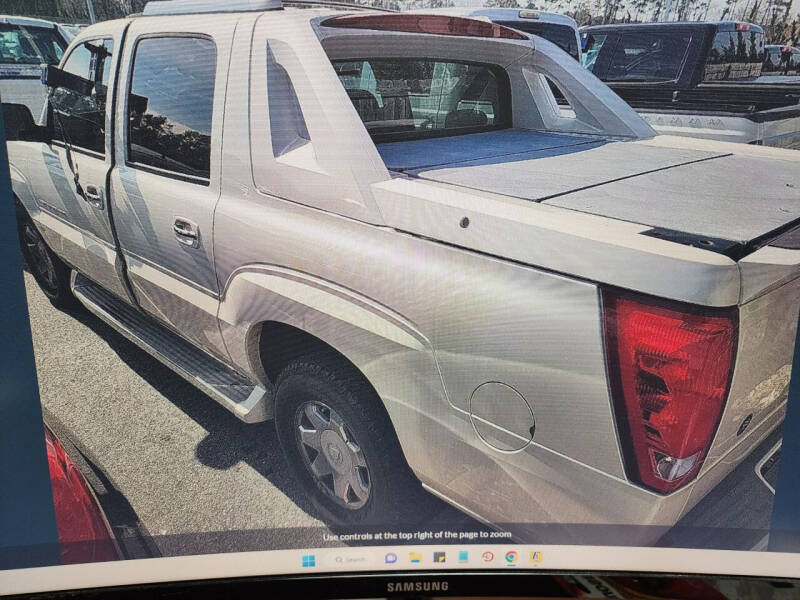 2005 Cadillac Escalade EXT for sale at Old Towne Motors INC in Petersburg VA
