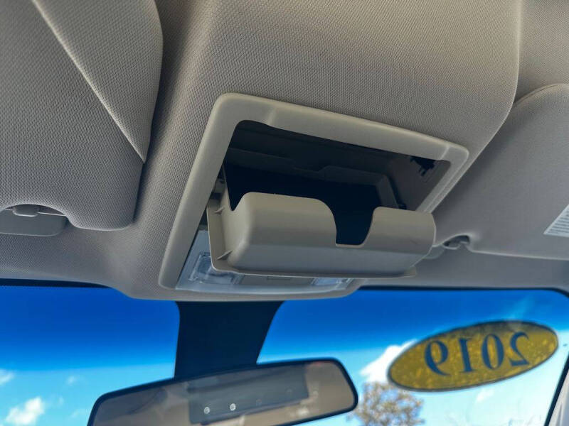 2019 Ford Taurus SEL