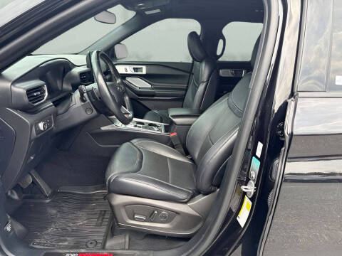 2020 Ford Explorer ST