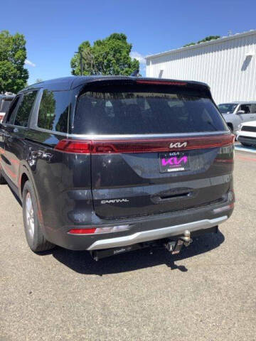 2024 Kia Carnival