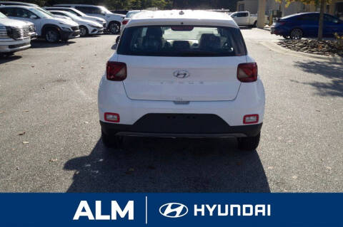 2026 Hyundai Venue SE