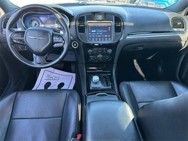 2022 Chrysler 300 S V6