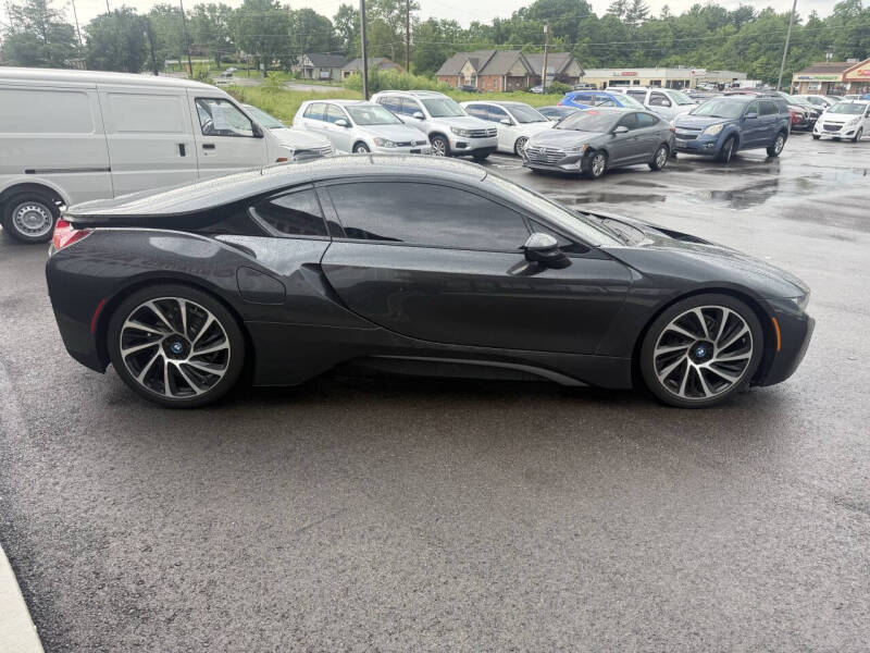 2016 BMW i8