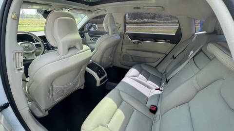 2018 Volvo S90 T5 Momentum