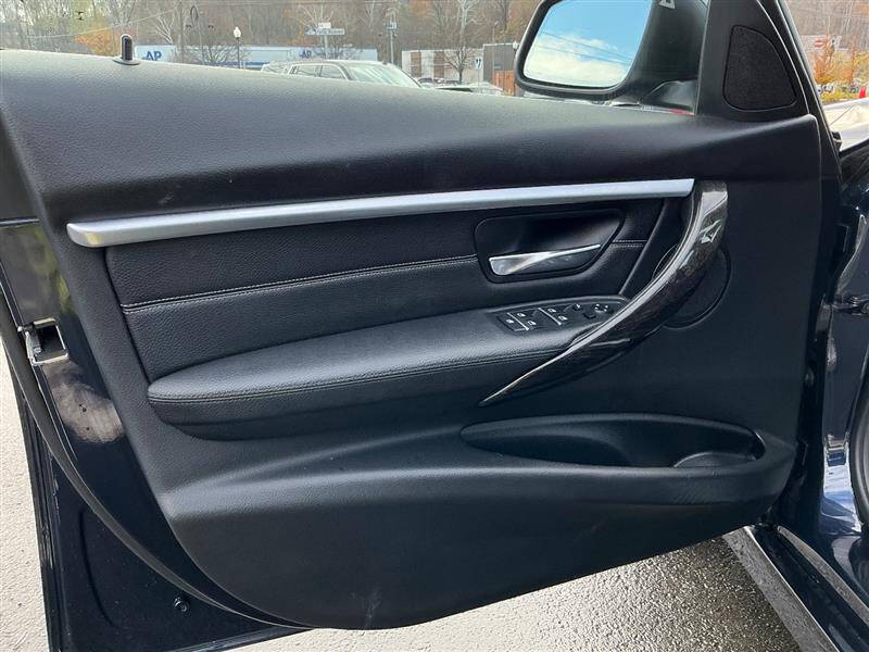 2017 BMW 3 Series 330i xDrive