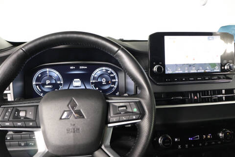 2025 Mitsubishi Outlander PHEV SE