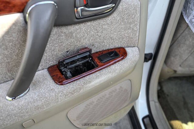 2000 Toyota Crown