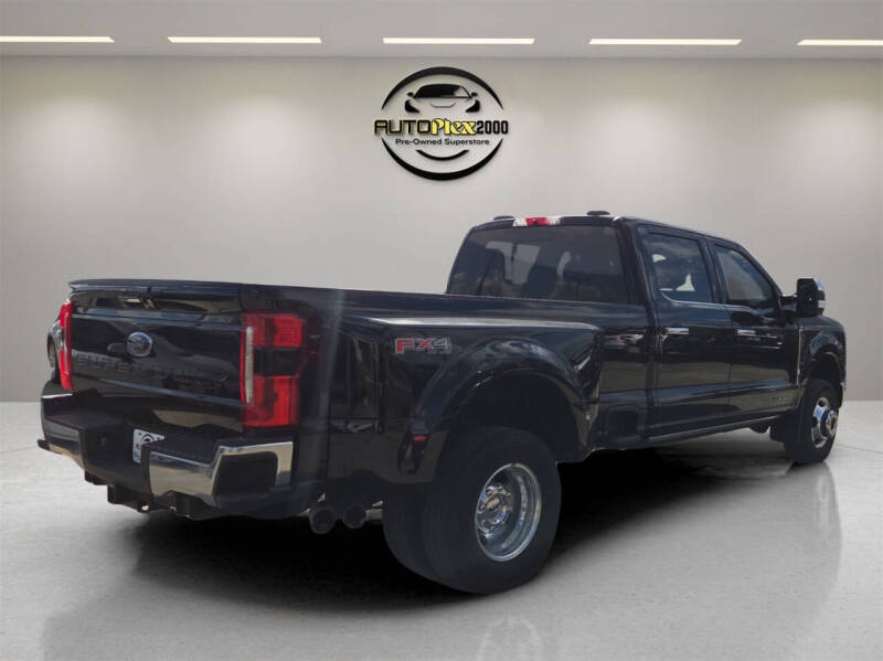 2023 Ford F-350 Super Duty Lariat