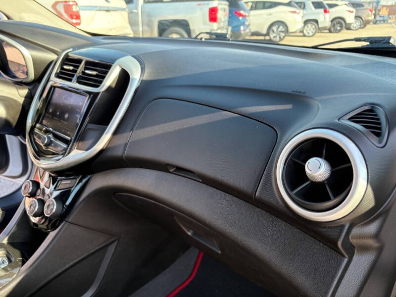 2020 Chevrolet Sonic LT