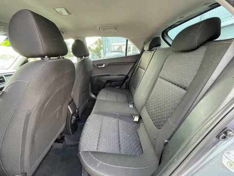 2019 Kia Rio 5-Door S