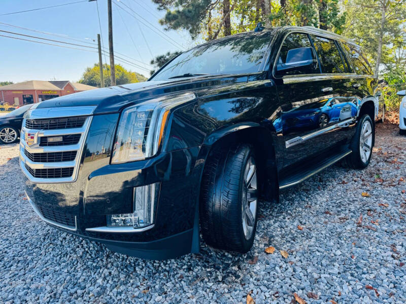 2018 Cadillac Escalade Luxury