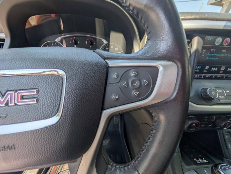 2017 GMC Acadia SLT-1