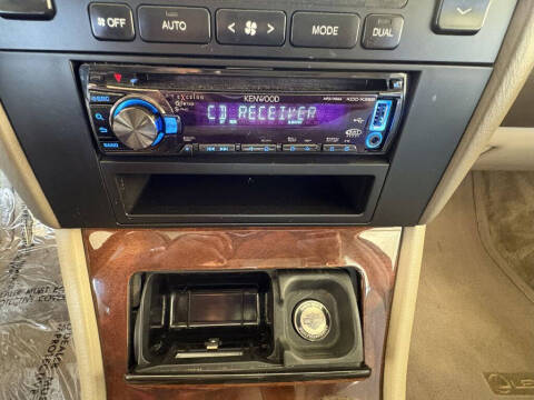 1995 Lexus LS 400