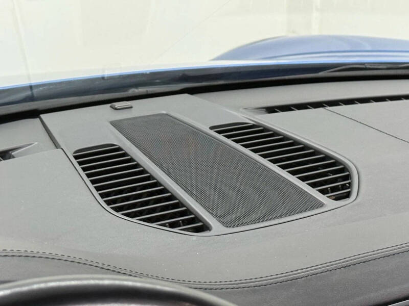 2017 Porsche 911 Carrera