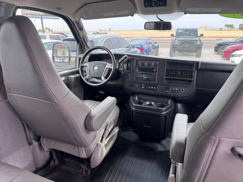 2017 Chevrolet Express LS 2500