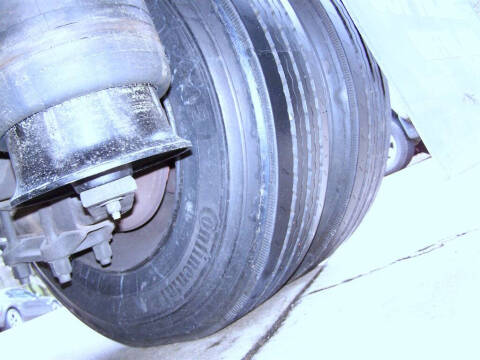 2002 Freightliner FL70