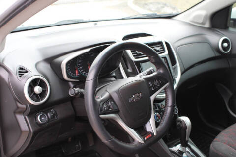 2018 Chevrolet Sonic LT Auto