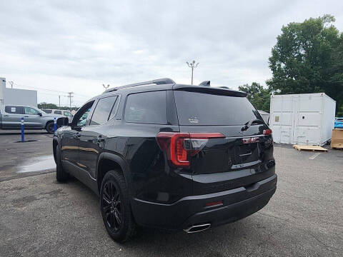 2023 GMC Acadia SLE