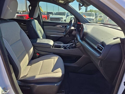 2024 Chevrolet Traverse LT