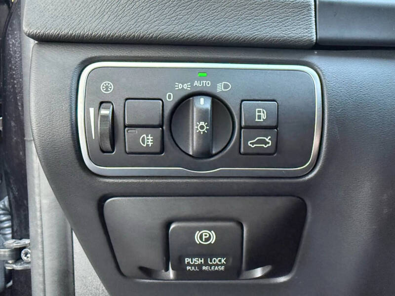 2015 Volvo S60 T5 Platinum