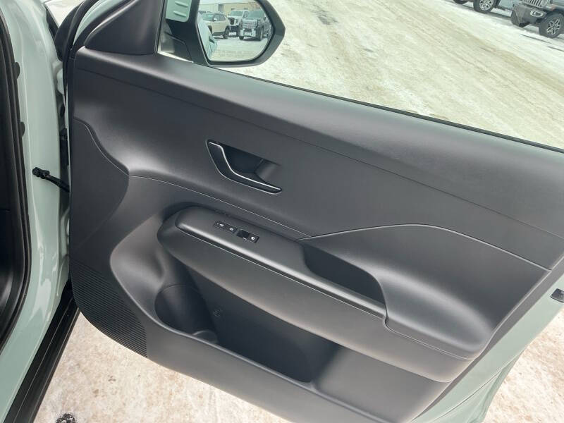 2025 Hyundai Kona SEL