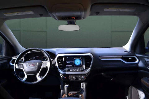 2017 GMC Acadia SLE-2