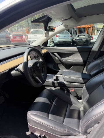 2022 Tesla Model Y Long Range