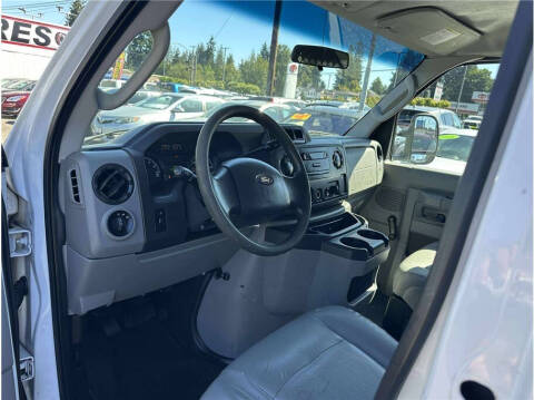 2013 Ford E-Series E-250