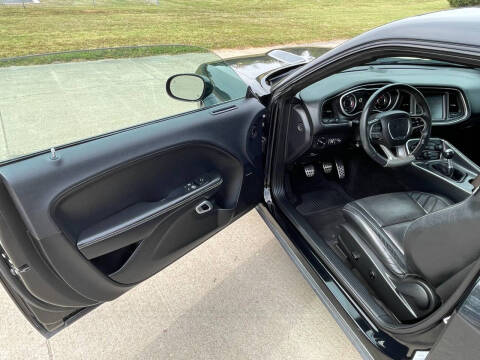 2015 Dodge Challenger SRT 392