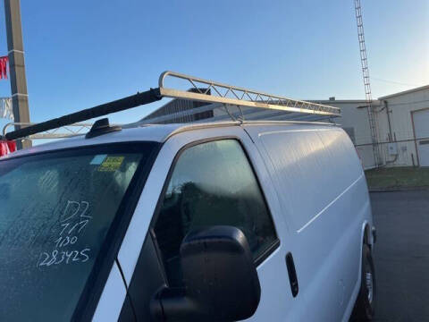 2022 Chevrolet Express 2500