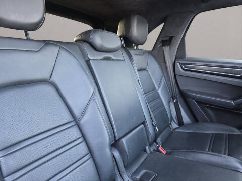 2021 Porsche Cayenne GTS