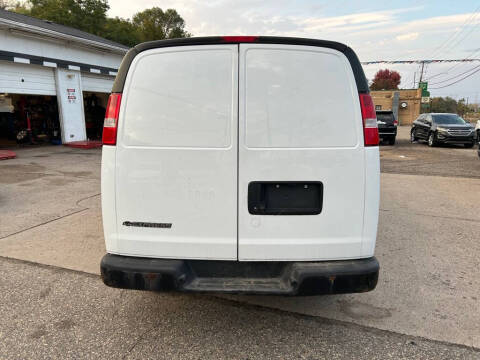 2017 Chevrolet Express 3500