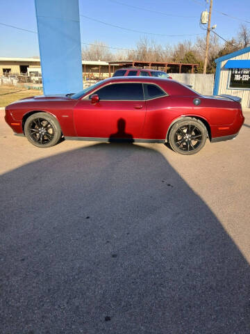 2017 Dodge Challenger R/T Plus