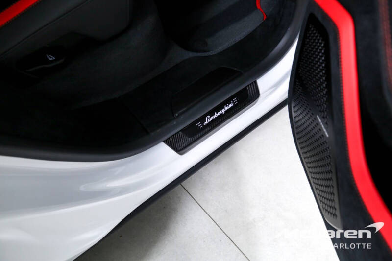 2023 Lamborghini Urus S