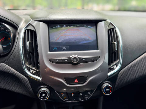 2017 Chevrolet Cruze LT Auto