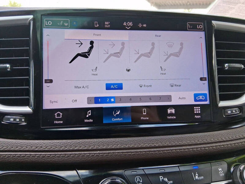 2021 Chrysler Pacifica Touring L