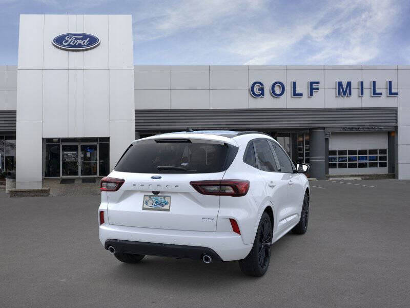 2026 Ford Escape ST-Line Elite