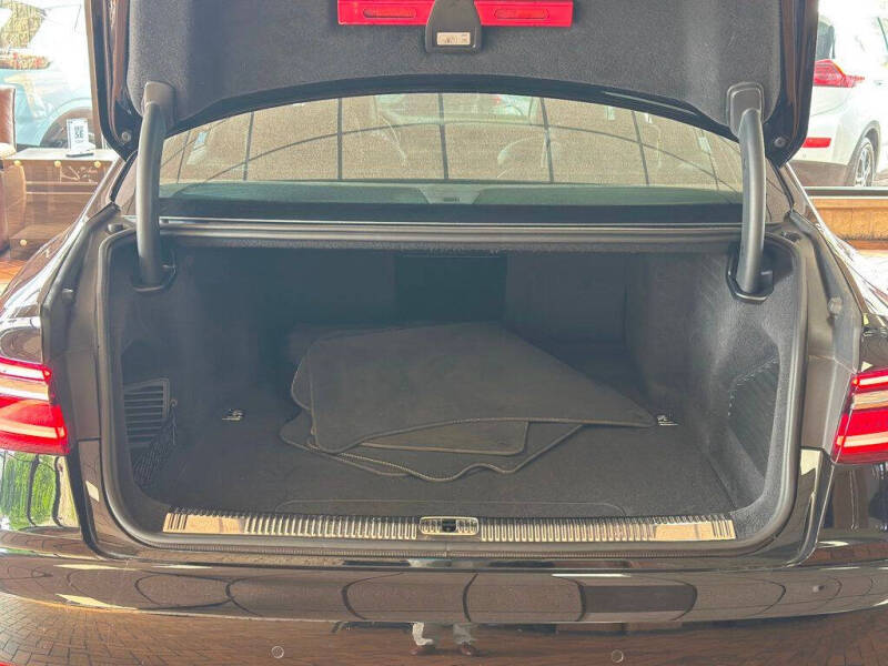 2021 Audi A8 L e quattro 55 TFSI