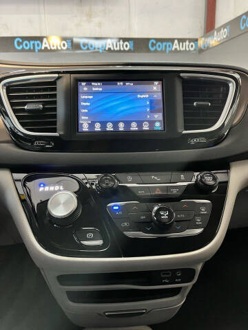 2018 Chrysler Pacifica Touring L