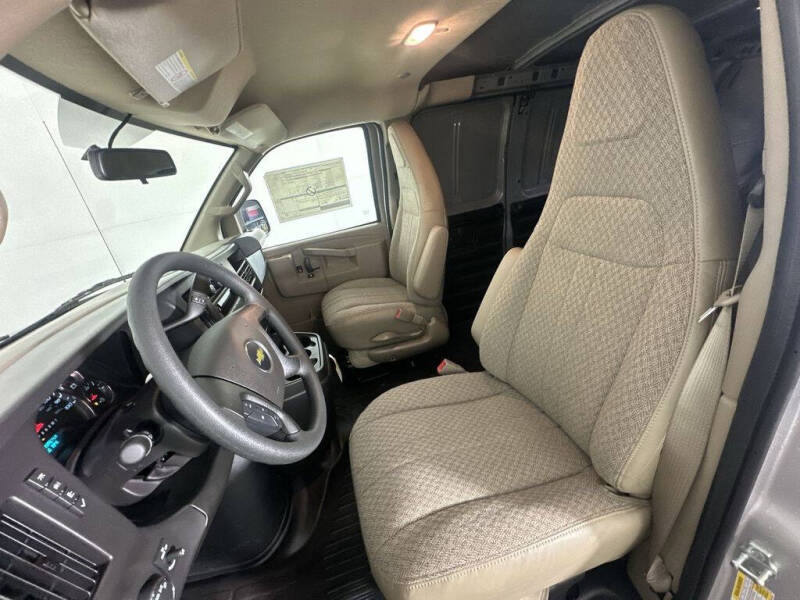 2026 Chevrolet Express 2500